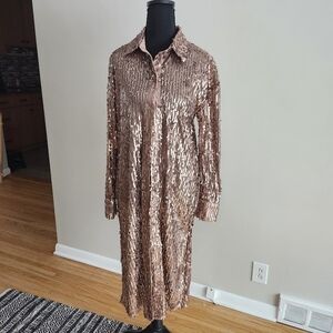 ONTWELFTH Elegant Sequin Duster in  Gold